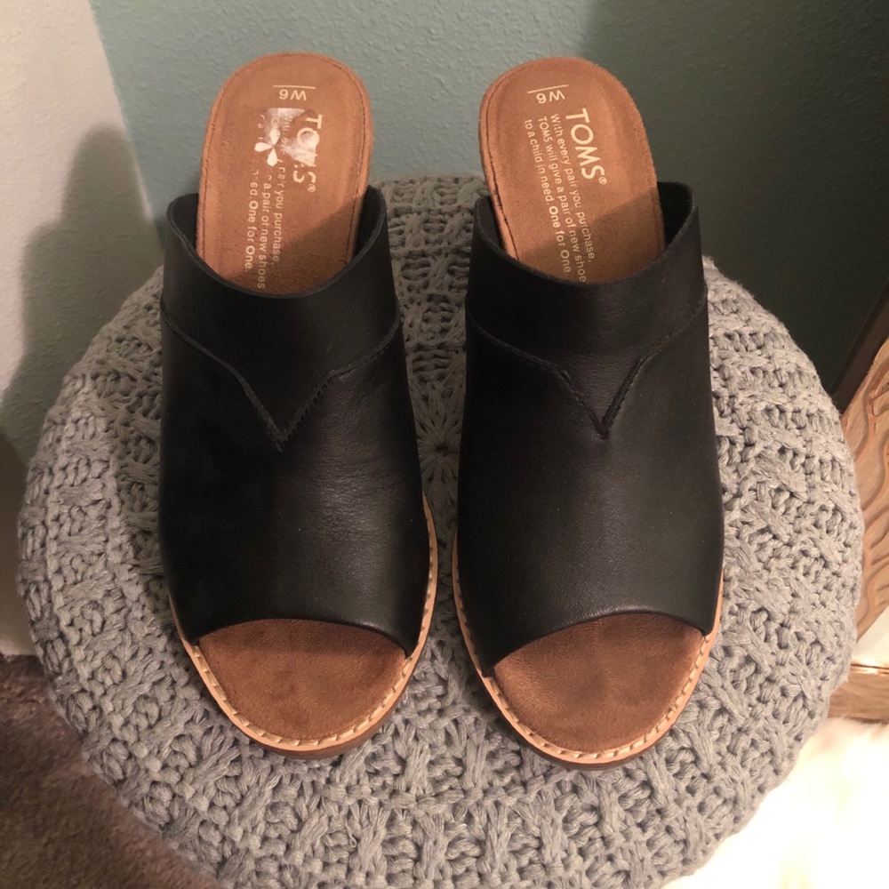 Toms Black leather heeled mules